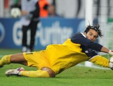 巴黎大师赛转会风云：那不勒斯盯上锋线强援，姆巴佩或成交易筹码(那不勒斯锋线引援遇阻)